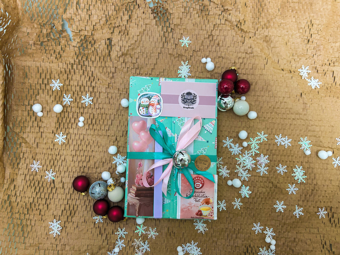 📖☃️Christmas Special Blind Book Date❄️🌃